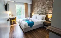 Sunrise Hotel