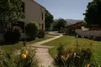 Hostería Lunahuana Отели в г. 