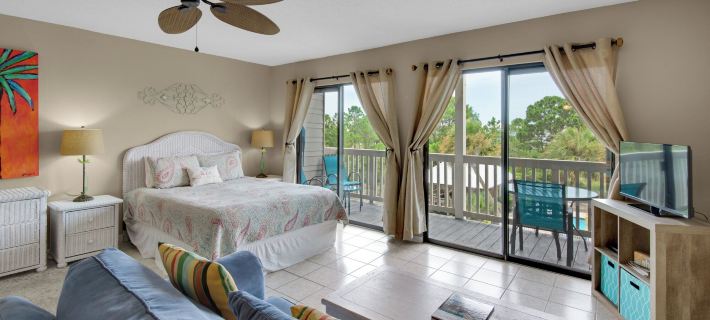 2 Minutes to the Beach & Dog Friendly - Sleeps 4 Hotels in Santa Rosa Beach