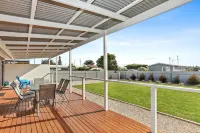 Sa Holiday House 'Dunes Views on Simpson' Hotels in Goolwa