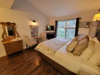 The Georgetown Inn Hotels in Canmore