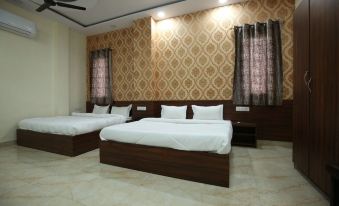 Goroomgo Shiva residency Amritsar