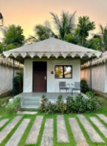 La Casa Club & Resort