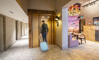 Mister Highland Hotel