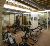 Tenuta Sovestro - parking