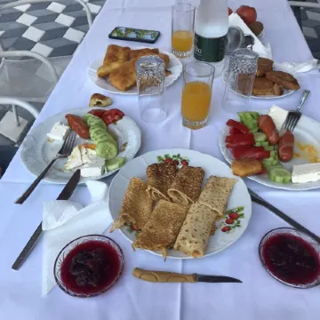 Vila Cano Отели в г. Дуррес