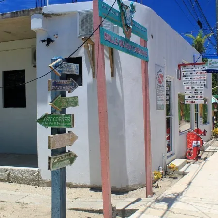 Imanis Inn