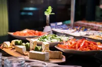 The Rilano Munich, Trademark Collection by Wyndham - فطور