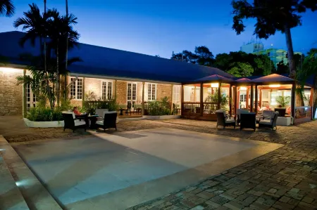 Island Inn All Inclusive Hotel Отели в г. Бриджтаун