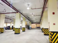 456 Hotel - parking