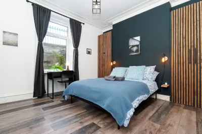 1 Bedroom Apartment-Free Parking