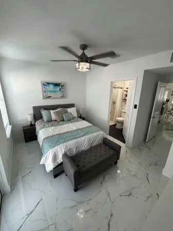 Charming 3-bedroom house in lovely Boynton Beach with WiFi, AC