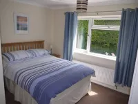 Sea Dunes - a Croyde bungalow with sea views & easy walk to the beach or village Hotels in Croyde