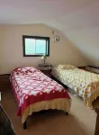 Private/Cozy 2 bedroom mountain cabin Serenity now