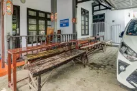 Hotel O Sukun Syariah Homestay Hotels in Sukun