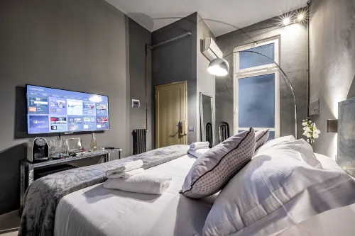 Mama's Home Florence