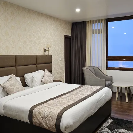 Rufina Pinasa Residency Отели рядом с достопримечательностью «Храм Хануман-Ток»