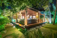 Colibri Beach Villas Hotels near Morere