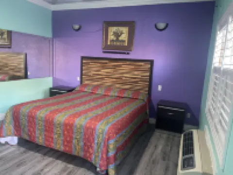 Economy Inn Hotels in Compton