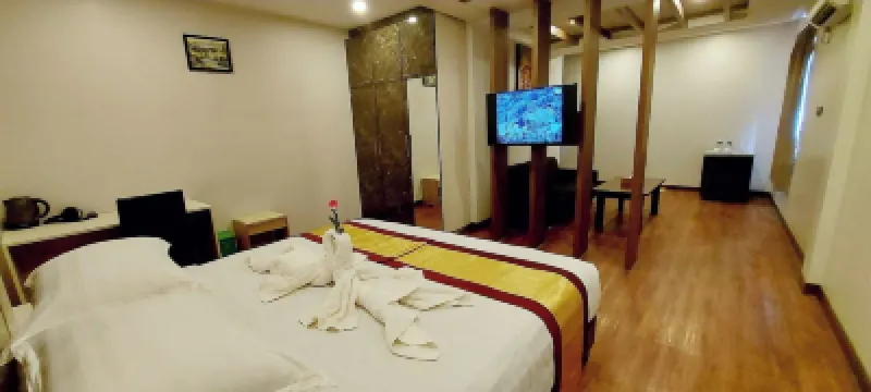 Royal Crown Hotel Hotels in 