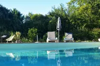 Elegance Perigourdine and SPA Hotel a Sainte-Sabine-Born