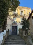 Cavour Luxury Rooms Hotels in Taverna