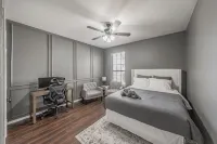 Modern, Comfy, Next to Frisco and Lake Lewisville in peaceful Little Elm