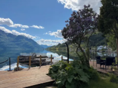 Dalsøren Camping og Hytter Hotels in Luster
