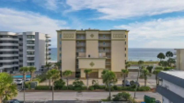 PROMO 5% WEEKLY/10% MONTHLY DISCOUNTBeautiful Ocean Front Condo! Relax & Unwind