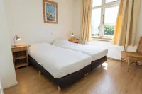 Apartment in de Koog Near Texel Beach Hotels near Landal Sluftervallei