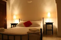 Luxurious holiday home rental in historical old town apartment, Puglia Hotels in Galatone