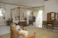 L’Horizon, a Jewel in the Caribbean with large private pool, jacuzzi and beach