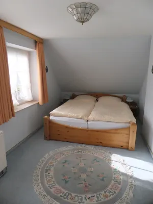 Beautiful, lovingly decorated octagon. House, well maintained. garden Hotels in Friedrichskoog