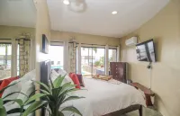 Executive 1 Br. Poolside Apt: "Kilele suite" Hotels in 