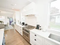 Luxury Coastal Home on the Ocean/Sleeps 10/Downtown St. Andrews/4Br/2.5 Baths Hotels in Saint Andrews