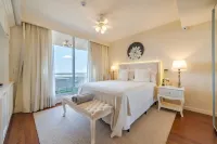 Lujoso Apartamento Familiar en el Area mas Segura y Corporativa de Asunción