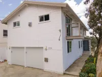 Beautiful home in Silver Lake Hills. 360 Views Hotels in Silver Lake