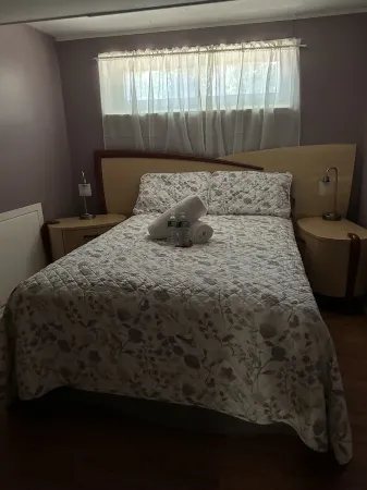 Spacious & Cozy 1st Floor & Basement Apartment 15 min from NYC!