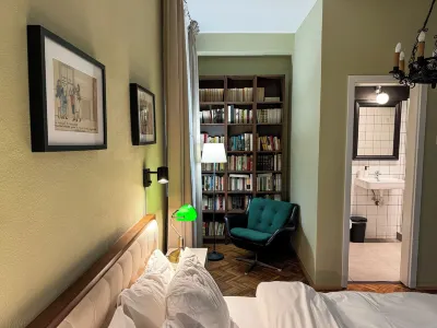 Kesletz House