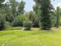 Creekside Cabin Near Salmon Idaho and the Salmon River