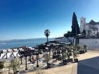 Sol III- Center of old Lisbon Tajus View /Air conditioning