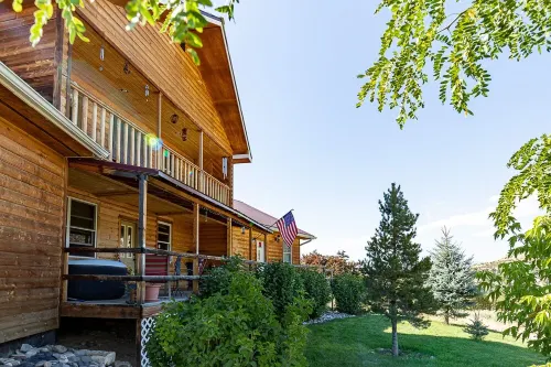 Blue Jay Inn Getaway with amazing views and wildlife Hotels in Delta County