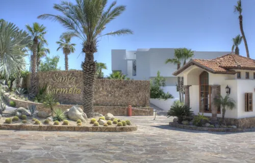 Peaceful and Spacious Villa Just Steps from the Beach!