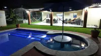 Rancho de playa en Las Veraneras, Acajutla Sonsonate, El Salvador - pet friendly - Pools