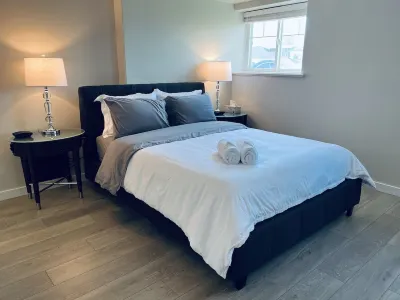 Merritt Crown Hill - 1 bedroom w/AC Suite 100 FIELDS Merritt附近的飯店