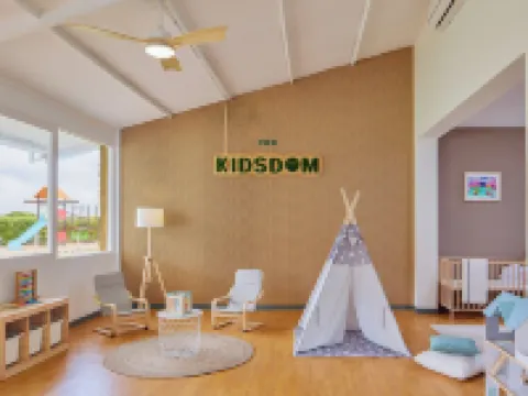 ソル ミラノス ピンギーノス アライオルのホテル