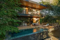 Villa del Bosque 3-Bedroom Private, Jungle, Deck, Balcony Infinity Pool