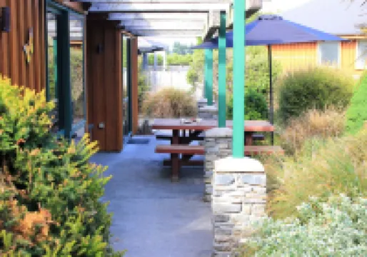 Popular Family friendly, Modern Cosy Bach,+ WiFi, 21 Devon Street Hanmer Springs