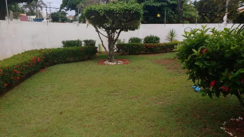 Casa, 4 Quartos em Vilas do Atlântico a 300 mt Praia, Piscina e Suítes Completas