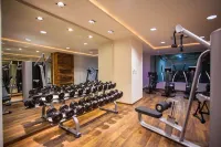 Modern Condo With Ocean View Rooftop Pool Deck Heart of Romantic Zone Beach Area